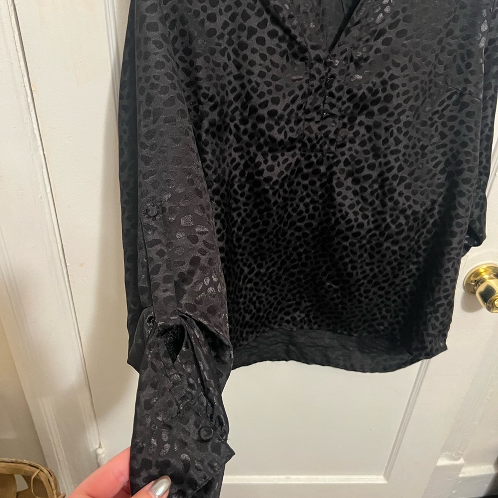 Elegant Black Leopard Print Women's Top